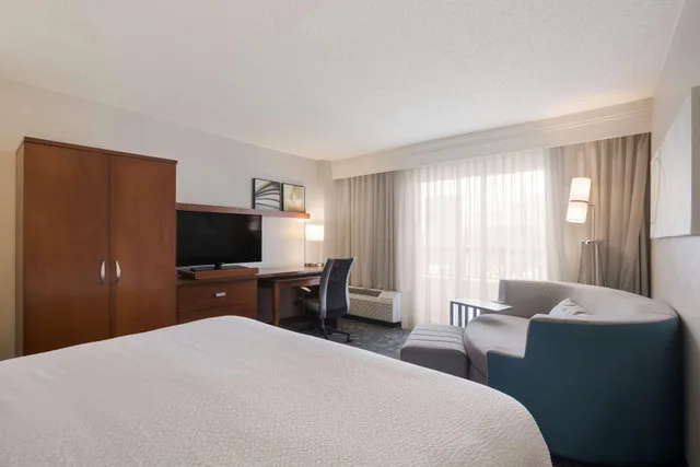 غرفة بسرير كينج لذوي الإعاقة، Sonesta Select Atlanta Midtown Georgia Tech 8/10