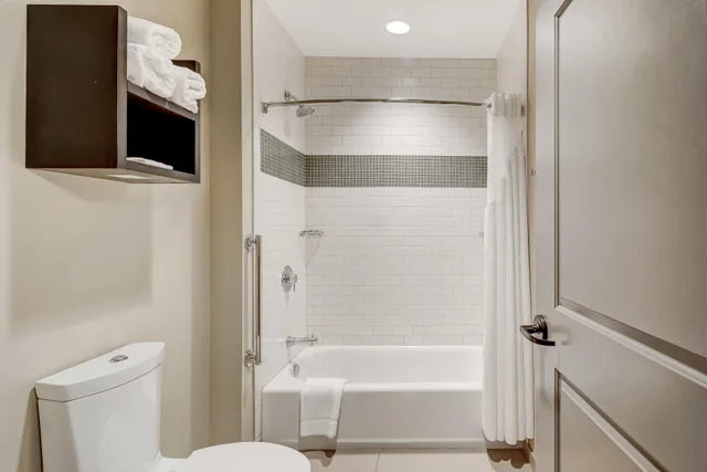 جناح بسرير كينج، Staybridge Suites BALTIMORE INNER HARBOR 9/10