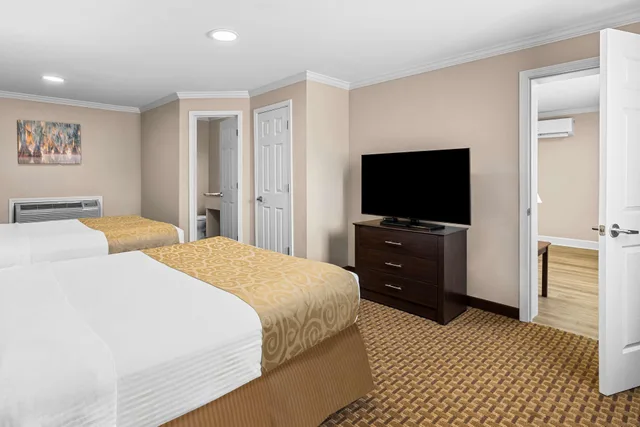 جناح بمطبخ صغير، Best Western Forest Inn 4/7