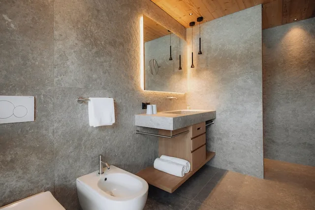 غرفة جونيور بسرير كينج بشرفة، Hotel Saltria true alpine living 6/9