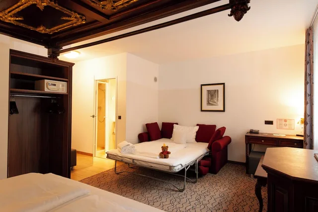 غرفة سوبيريور عائلية بسرير مزدوج مع أريكة، Kings Hotel Center 2/10