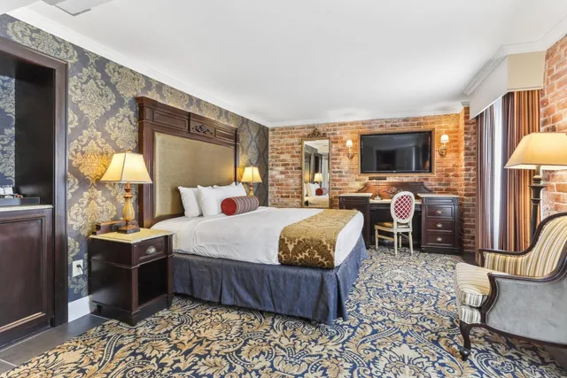 غرفة ديلوكس بسرير مزدوج، Place D'armes Hotel 1/2
