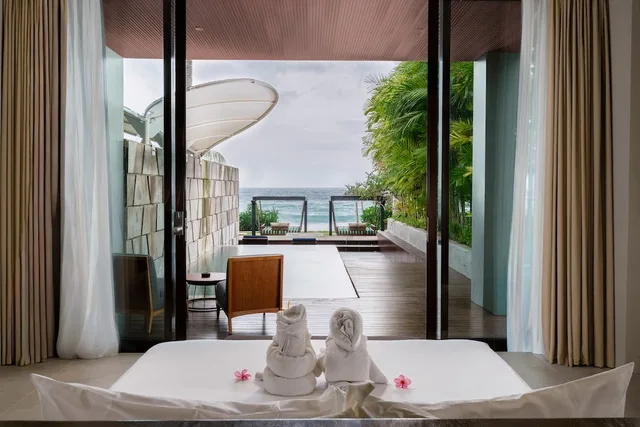 Suite, King Bed, Ocean Front, Private Infinity Pool، Katamaran Hotel And Resort 2/3
