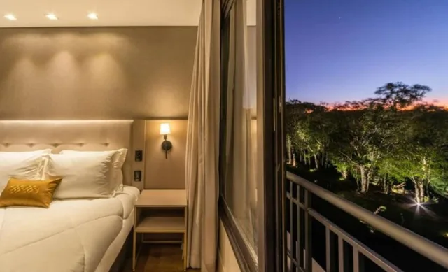 Suite Valley View 1 Queen Bed and 1 Sofa Bed، Hotel Laghetto Chateau 2/3