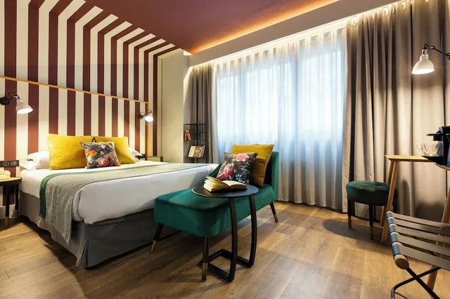 غرفة سوبيريور بسرير كوين، Hotel Edmond W 1/4