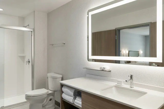 جناح استوديو بسرير كينج، Home2 Suites by Hilton Kearney 4/5