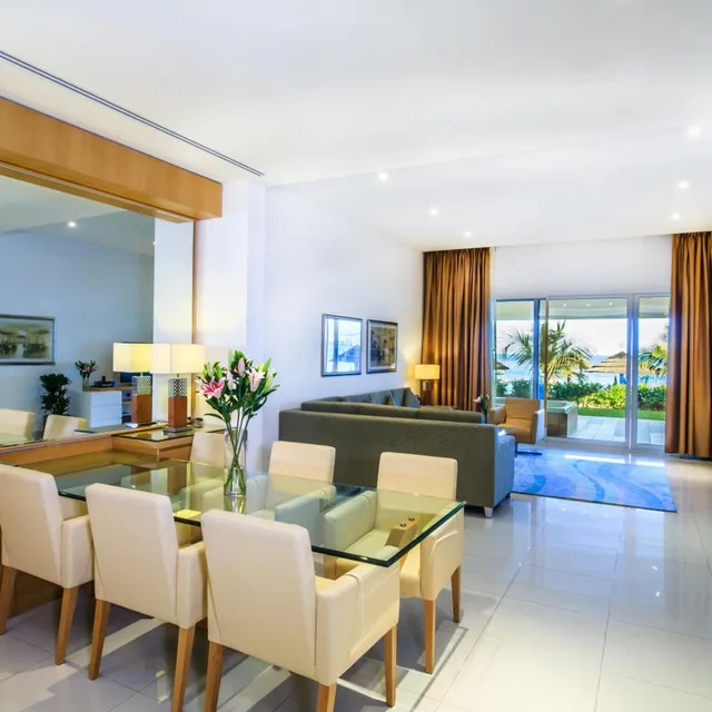 1 Bedroom, Beach Villa, Oceanic Khorfakkan Resort And Spa 2/7
