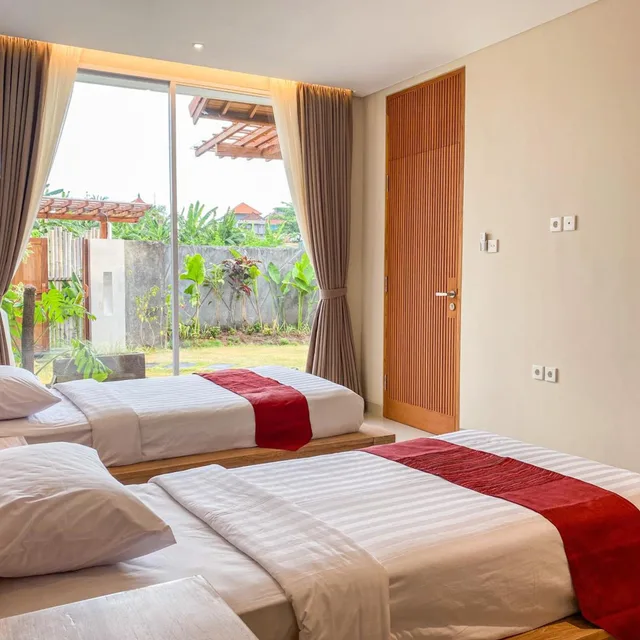 فيلا بغرفتي نوم، Svarna Suite Seminyak 1/10