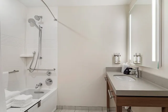 1 Bedroom, Suite, 2 Queen Beds, Accessible, Candlewood Suites Morristown West by IHG 5/6