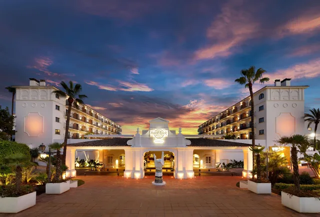 غرفة بإطلالة على المسبح، Hard Rock Hotel Marbella 1/1