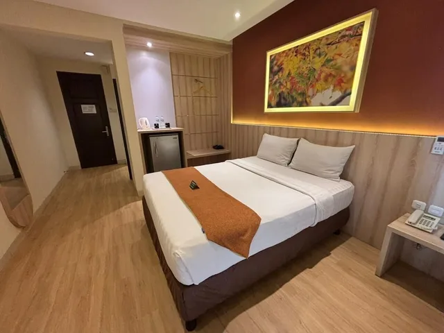 Executive, Queen Bed, Balcony, D'Bamboo Suites 4/10
