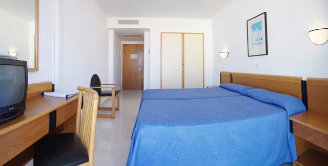 Standard, Twin Beds, Balcony, Tent Arenal 4/7