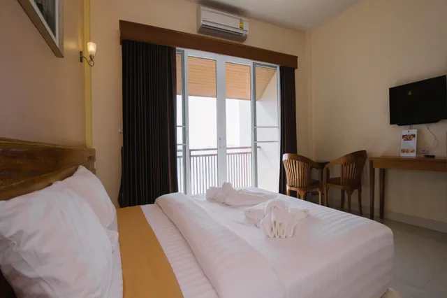 غرفة قياسية بسرير مزدوج بإطلالة على البحر، Royal Hill Satun Hotel 5/7