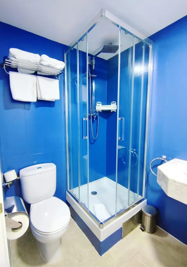غرفة قياسية مفردة بسريرين منفصلين، Yomo Hostal BCN Port 4/4
