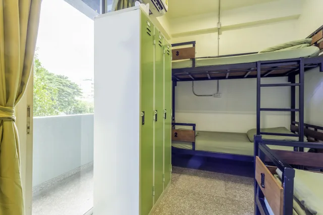Mixed Dorm, OYO 928 Leaf Hostel 2/2