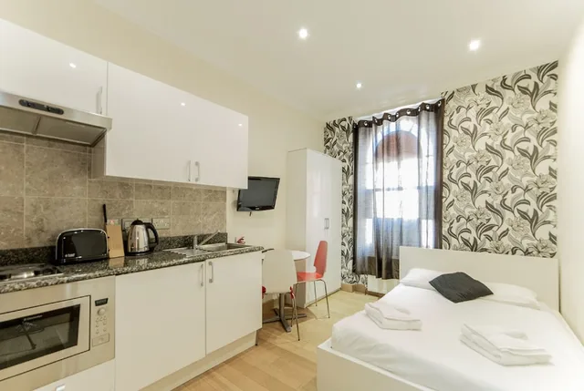 استوديو ديلوكس بسرير مزدوج بمطبخ، Hyde Park Superior Apartments 1/5