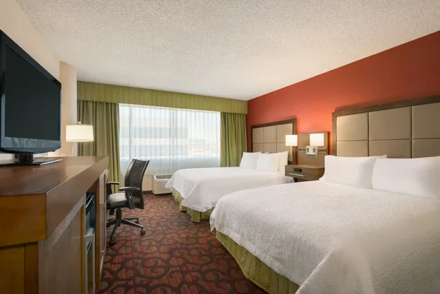 Suite, 1 King or 2 Queen Beds, Corner، Hampton Inn Denver West Federal Center 3/5