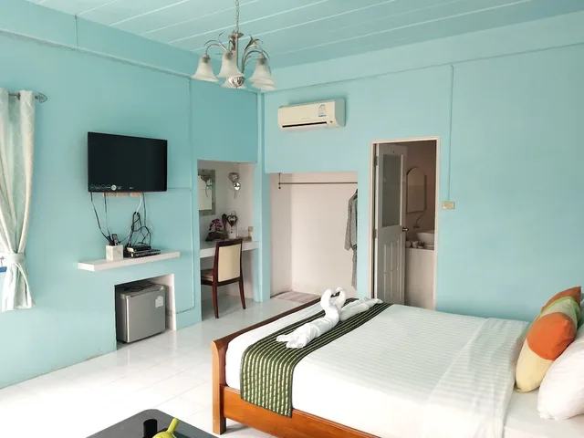 بنغل بسرير كينج، Mountain Beach Resort 2/4