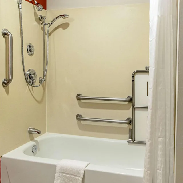 جناح بسرير كينج لذوي الإعاقة، Sleep Inn & Suites Hobbs 4/5