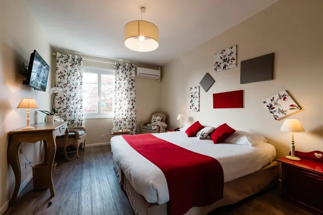 غرفة سوبيريور بسرير مزدوج، HOTEL LAMINAK 1/4
