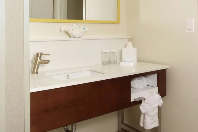 جناح بسرير كينج بشرفة، Hampton Inn Richland/Tri-Cities 2/2