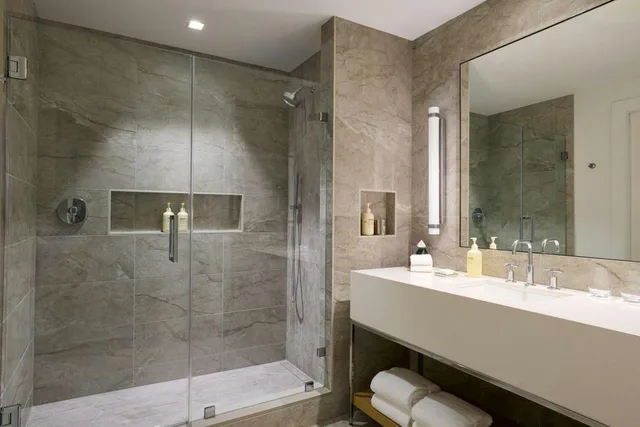 Guest Room, Deluxe, King Bed, Corner, JW Marriott Reston Station 3/4
