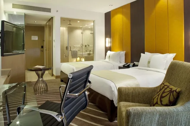 غرفة تنفيذية بسرير مزدوج، HOLIDAY INN MUMBAI INTERNATIONAL AIRPORT 1/1