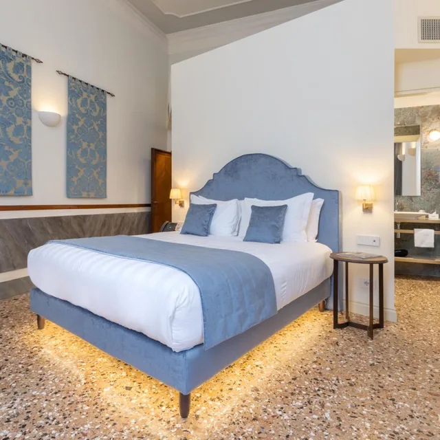 Marco Polo, Suite, King Bed، Palazzo Keller 2/6