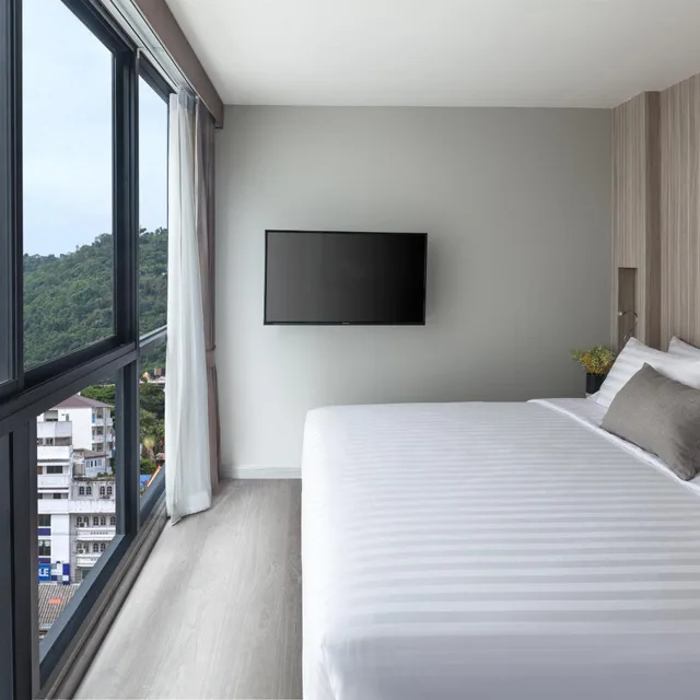 جناح بشرفة، Madera Residence Siracha 2/4
