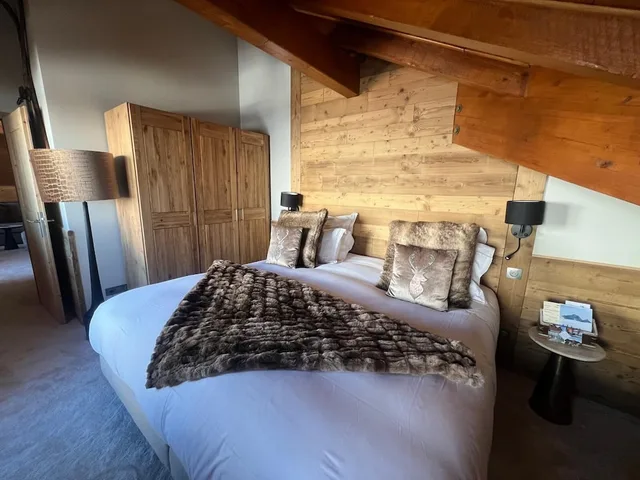 جناح بسريرين كينج مع أريكة، Hotel & Spa Chamois d'Or 3/9