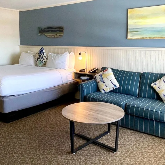 غرفة بسرير كينج بإطلالة على المسبح، The Circle Hotel Fairfield 7/10