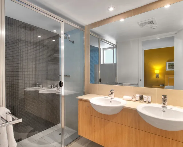 جناح بسرير كينج بغرفة نوم واحدة، Ramada Hotel and Suites by Wyndham Ballina Byron 3/3