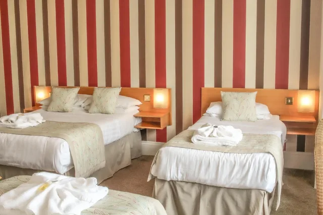 غرفة رباعية، The Heritage Hotel 1/8