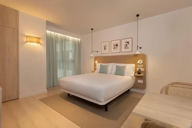 جناح استوديو بسرير كوين لذوي الإعاقة، Staybridge Suites & Apartments Malaga by IHG 2/6