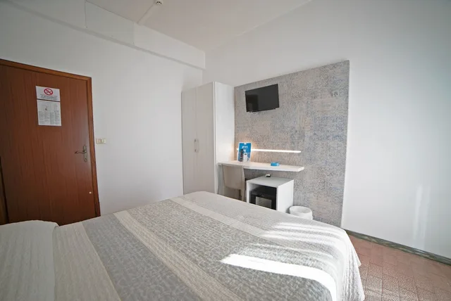 غرفة ديلوكس بسريرين منفصلين، Hotel Mara 4/10