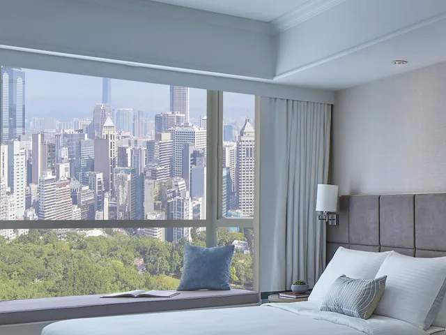 Garden Suite, Queen Bed، Two Macdonnell Road 2/3