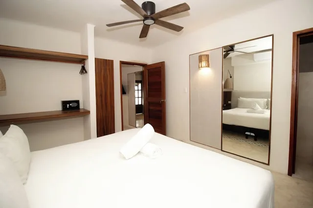1 Bedroom, Suite, King Bed, Ocean Front, Sofa، Amaite Hotel And Spa 1/1