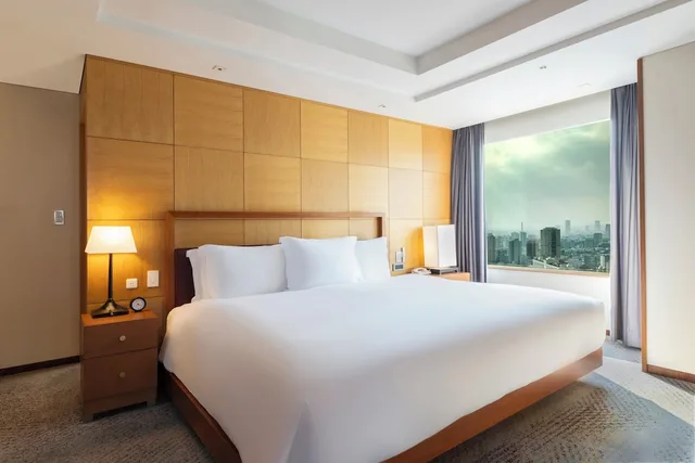 1 Bedroom, Suite, King Bed, Dining Area, Top Floor، The Strings by InterContinental Tokyo 1/10