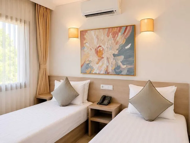 غرفة بسريرين منفصلين بإطلالة على الحديقة والمسبح، Aria Doria Otel 6/10