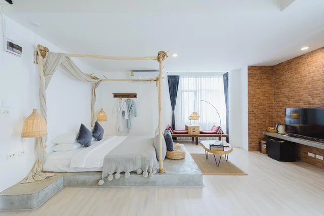 جناح فاخر بحوض استحمام، Yolo Bangkok Boutique Hotel 1/3