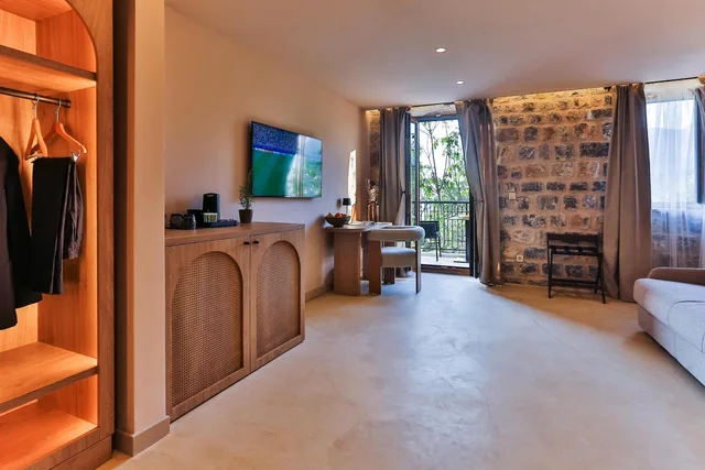 جناح جونيور بإطلالة على المسبح، Boutique Hotel Ruzmarin SPA & Garden 3/8