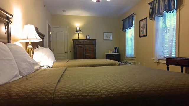 غرفة قياسية بسريرين كوين، Inn At Jim Thorpe 2/2