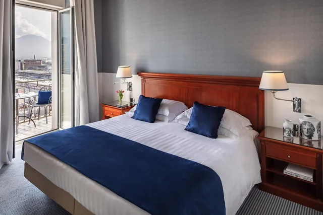 Deluxe, Double or Twin Bed, Volcano View, Starhotels Terminus 2/10