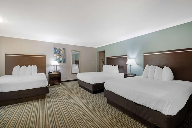 غرفة قياسية بسريرين كوين، Best Western Courtesy Inn - Anaheim Park Hotel 3/10