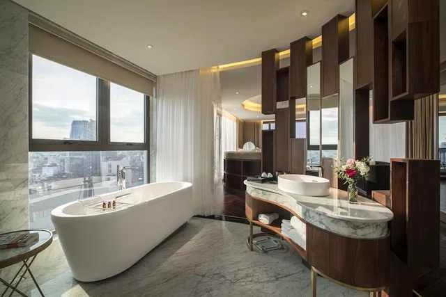 جناح بانورامي بسرير كينج بشرفة بإطلالة، Soleil Boutique Hotel 3/3