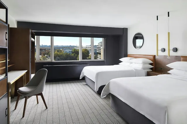 غرفة تنفيذية بسريرين كوين، ARC HOTEL Washington DC, Georgetown 3/7