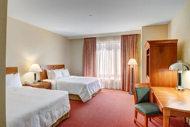غرفة قياسية بسريرين كوين، Wellsworth Hotel 2/5