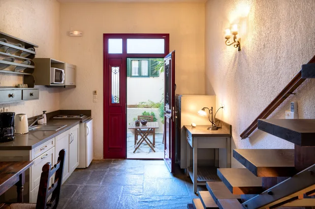 شقة بسرير كينج بإطلالة على الحديقة بغرفة نوم واحدة مع أريكة، Porto Sisi Hotel Apartments 4/6
