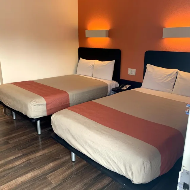 غرفة رباعية، Motel6 Fremont, CA - South 6/10
