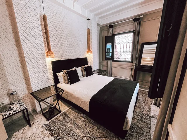 غرفة عائلية بسرير كوين وسريرين منفصلين، RIAD AL RIMAL 5/10